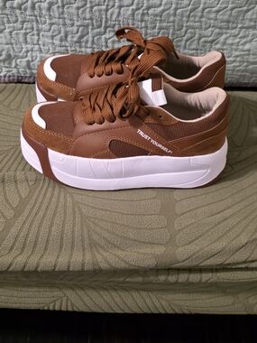 Women’s Brown Platform Lace-Up Sneakers by